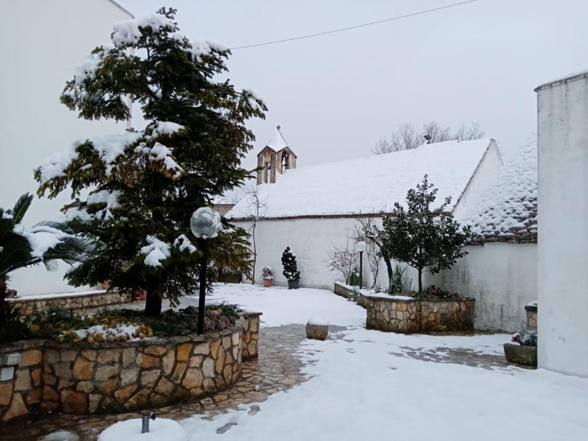 Вилла Trullo Amicizia Альберобелло Экстерьер фото
