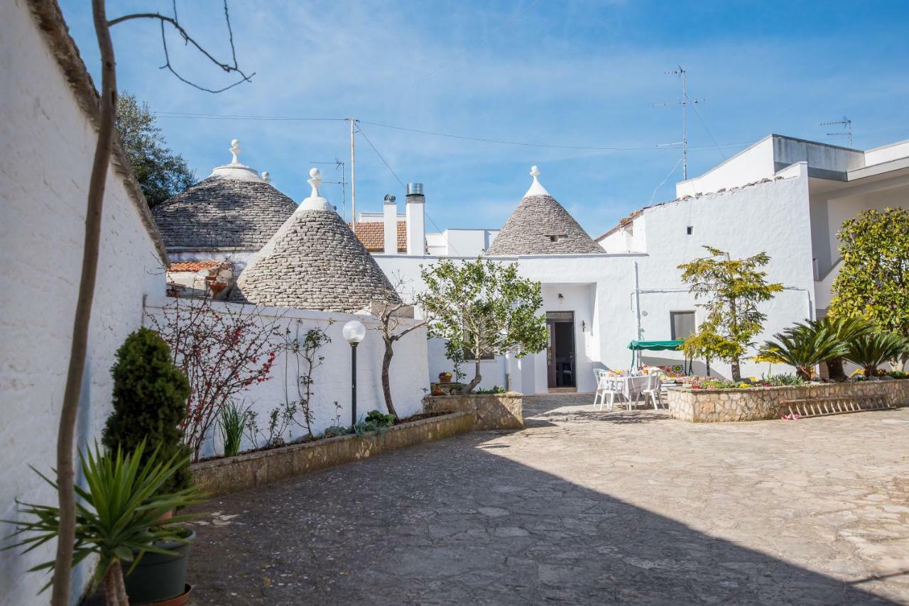 Вилла Trullo Amicizia Альберобелло Экстерьер фото